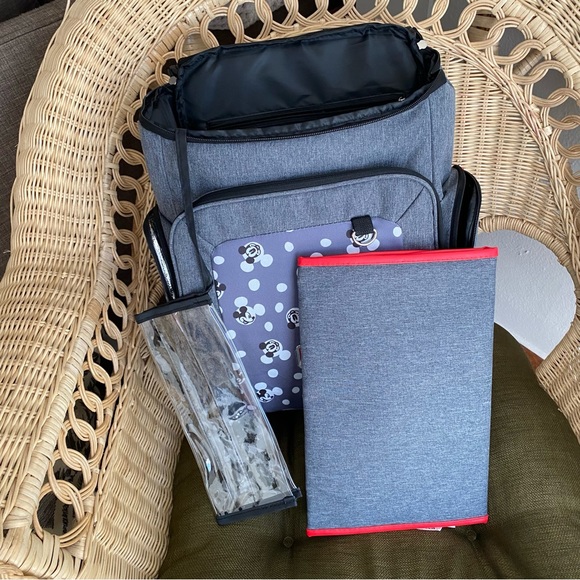 Disney Baby Mickey Mouse Diaper bag NWT - Picture 10 of 13